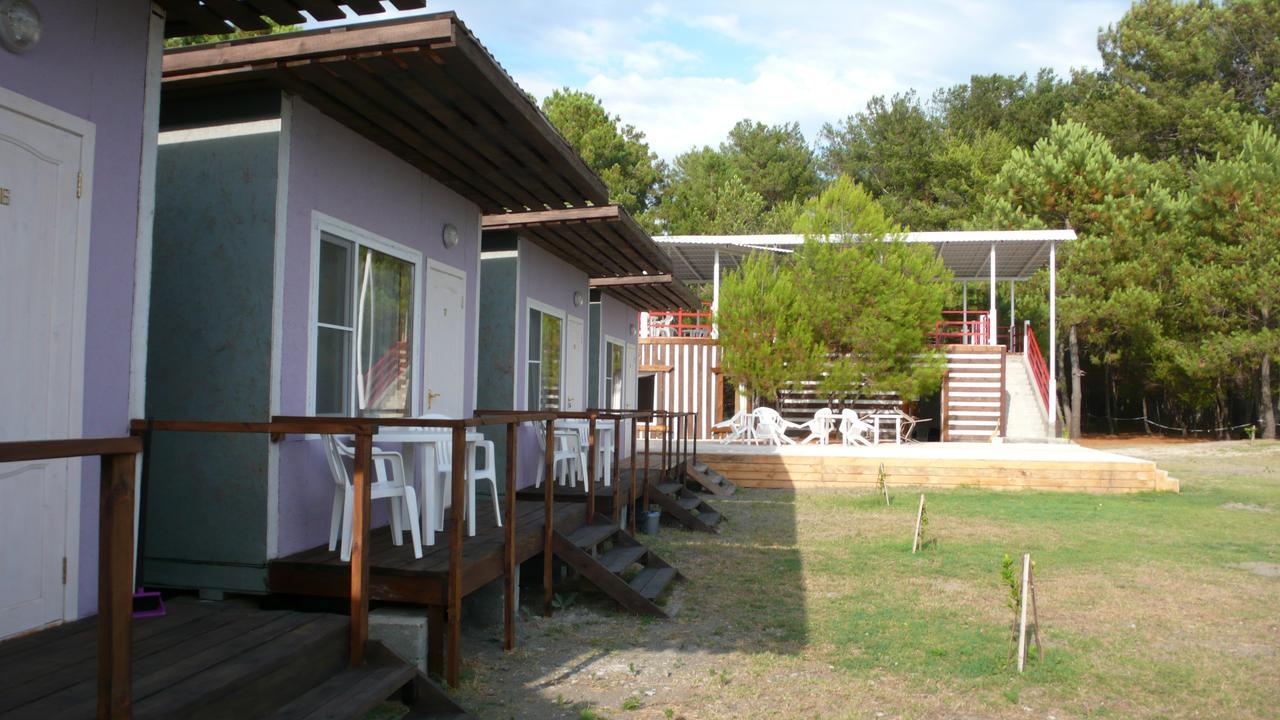 Mini-Hotel Forest Club Pițunda Exterior foto