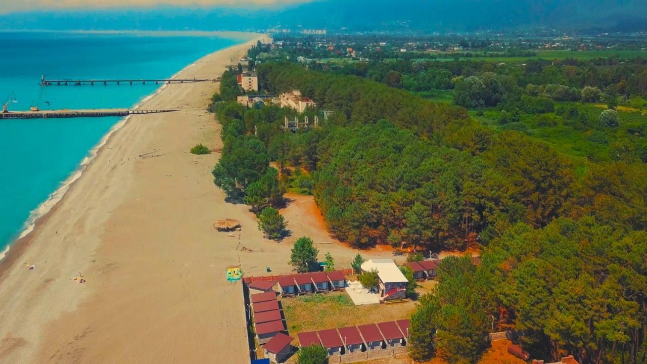 Mini-Hotel Forest Club Pițunda Exterior foto